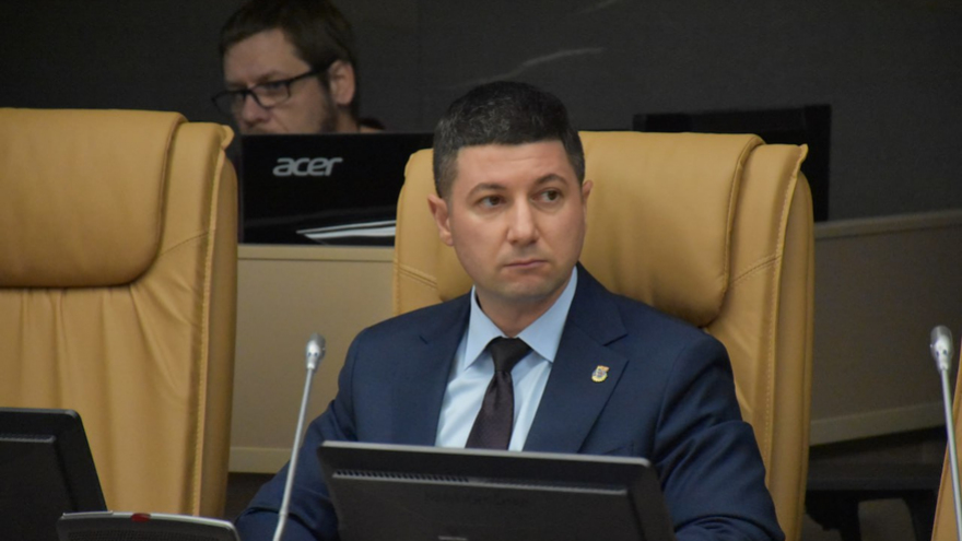 Прокуратура: саратовские власти переложили ответственность за уборку улиц на жителей