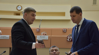 Саратовскому минспорта доверят строительство стадионов и ФОКов