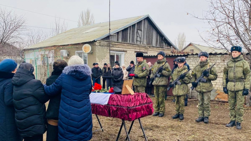На СВО погибли еще трое бойцов из Саратовской области