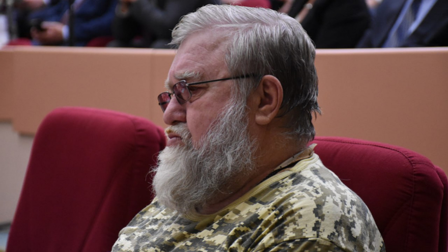Саратовский депутат снова пронес в областную думу игрушечный пистолет