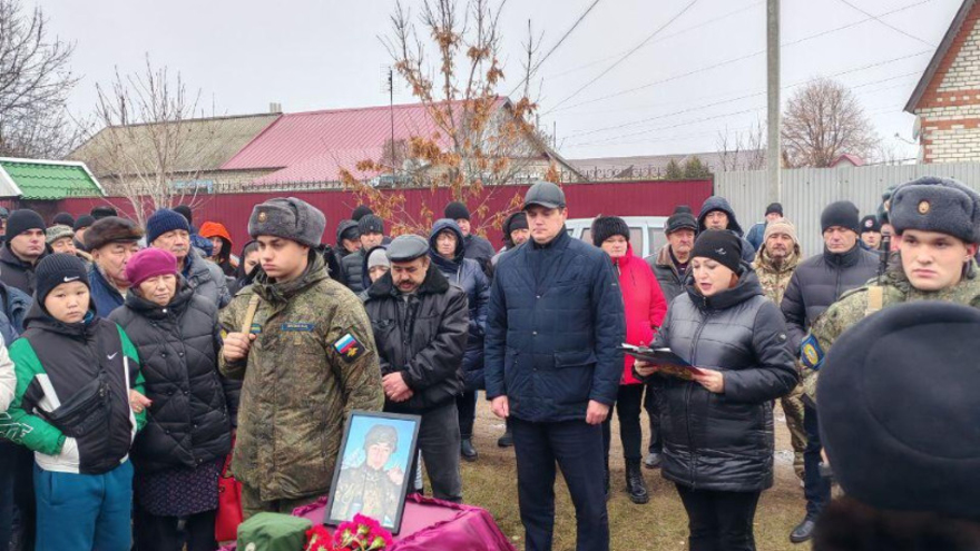 Еще трое бойцов из Саратовской области не вернулись с СВО