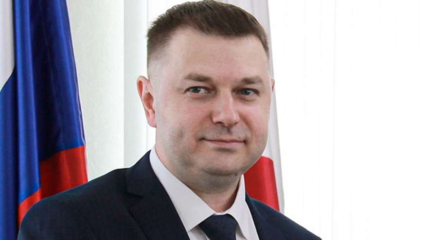 В Саратове декана из Поволжского института управления задержали за взятку