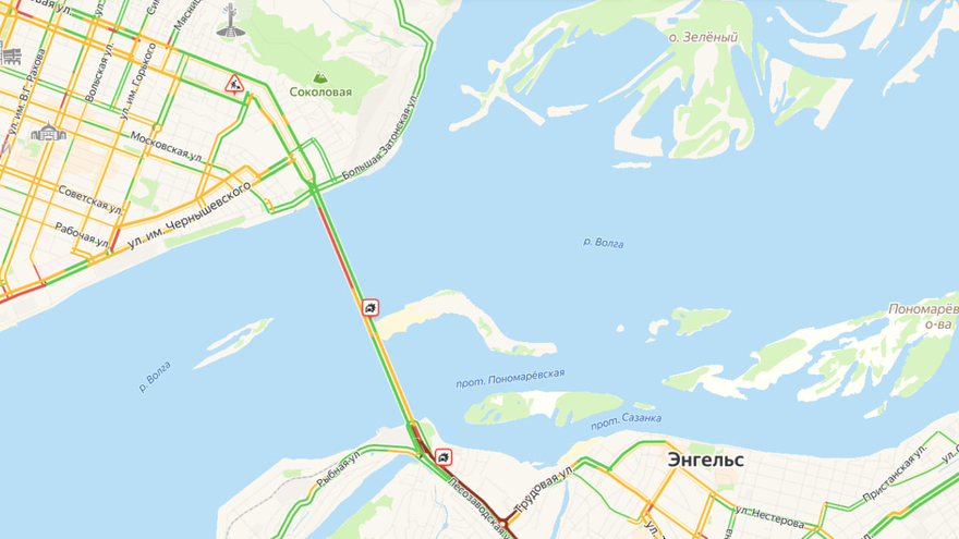 Массовое ДТП на мосту Саратов-Энгельс вызвало затор в 1,5 километра