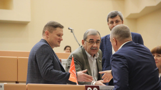 Гордума утвердила новую награду для саратовцев