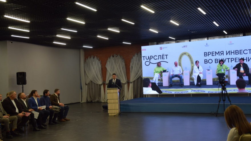 Чиновники готовят программу развития автомобильного туризма в Саратовской области