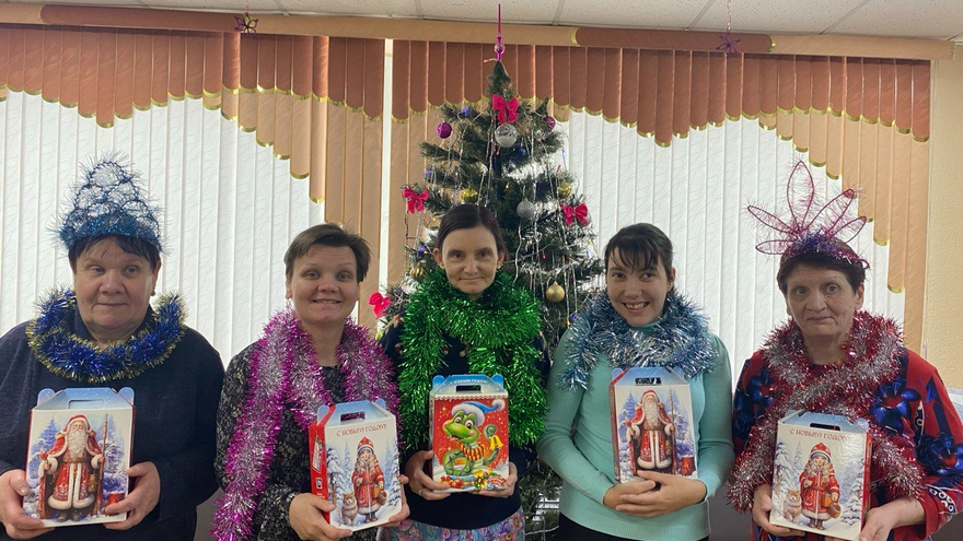 В энгельсском доме-интернате поставили новогодний спектакль Вечера на хуторе близ Диканьки