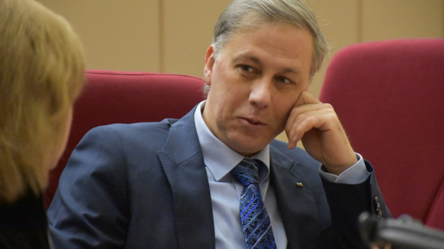 Трещины, куда проходит рука: аварийный Дом трезвости собираются превратить в музей архитектуры по студенческому проекту