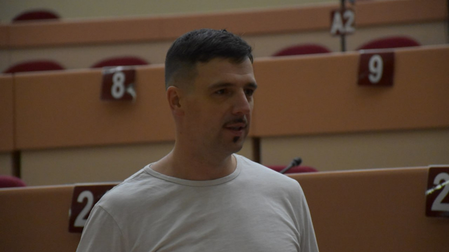 Трещины, куда проходит рука: аварийный Дом трезвости собираются превратить в музей архитектуры по студенческому проекту