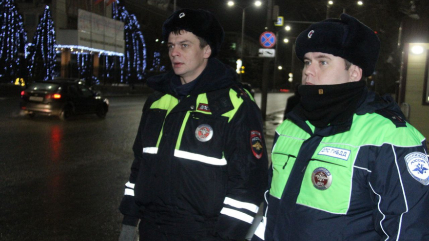 Без драк и хулиганства: на улицах Саратова мирно встретили Новый год