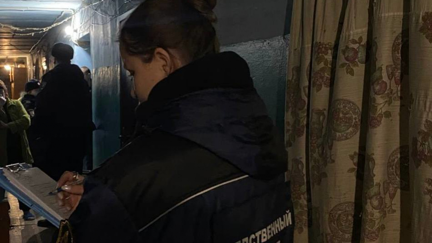 В саратовском общежитии мужчина зарезал приятеля: возбуждено дело