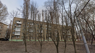 Мэрию Саратова обязали заняться расселением опасной пятиэтажки, где живет участник СВО