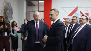 Губернатор и начальник ПривЖД осмотрели корпоративный центр в СГТУ