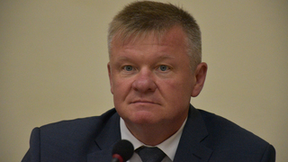 Не надо ждать: Исаев призвал наказывать бизнесменов за плохую уборку снега и льда