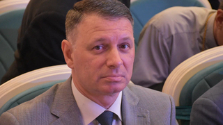 Реально недопустимо и неприемлемо: и.о. вице-губернатора назвал причину задержки зарплат и извинился перед учителями 