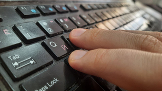Предприниматель из Саратовской области помогал телефонным мошенникам: с него взыскали полмиллиона рублей