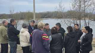 Власти намерены решить проблему с пересыханием пруда в Шумейке из-за неработающей насосной станции