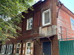 В Саратове горел исторический дом, где жил писатель Федин