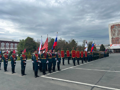 В центре Саратова репетируют парад ко Дню Победы