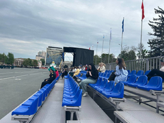 В центре Саратова репетируют парад ко Дню Победы