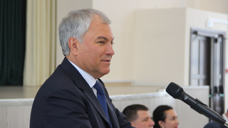 Почему он так невзлюбил: Володин пожурил мэра Саратова за обветшавшую школу