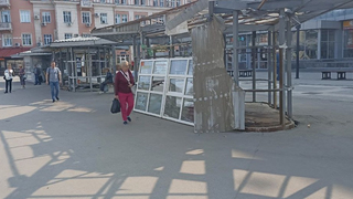 В Саратове сносят ларьки около Детского мира