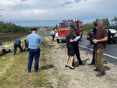 Число погибших в автокатастрофе под Саратовом выросло до шести