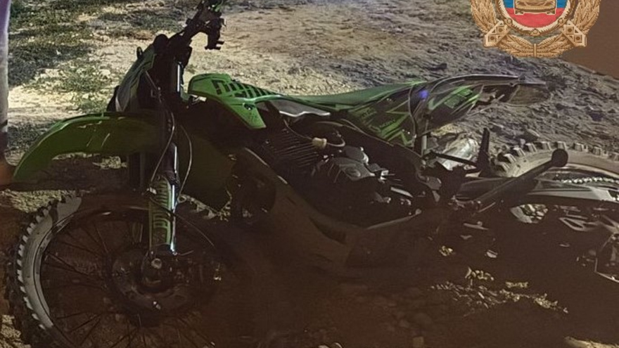 В Красноармейском районе подросток на питбайке сбил прохожего 