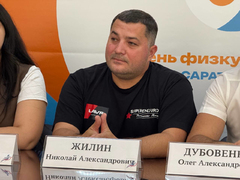 Саратовцев позвали выиграть мотоцикл на Дне физкультурника