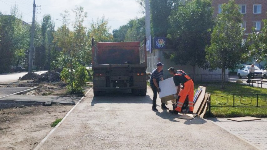 В Энгельсе уличный торговец задолжал по штрафам 560 тысяч рублей