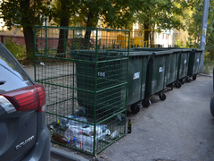 В Саратове все мусорные площадки хотят обустроить по нормативу
