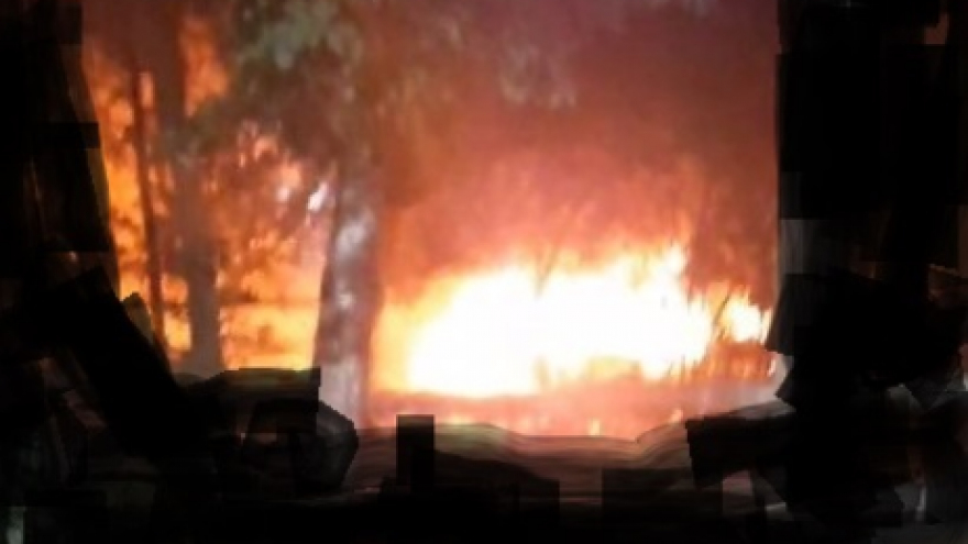 Жители запечатлели пожары после атаки БПЛА на Саратов