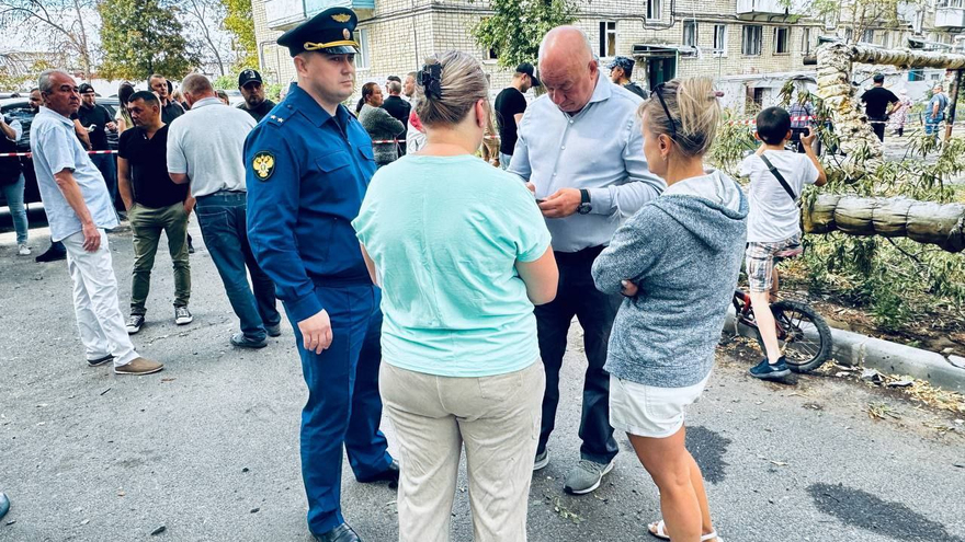 После атаки БПЛА от саратовцев поступило 130 обращений по поврежденному имуществу
