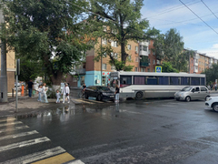 В центре Энгельса произошло тройное ДТП с автобусом 
