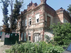 В Энгельсе разработали план продажи памятников за 1 рубль