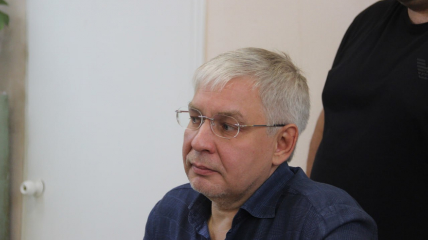 Я вел себя скромно: экс-депутата Курихина возмутило, что СМИ написали о его нарушении ПДД