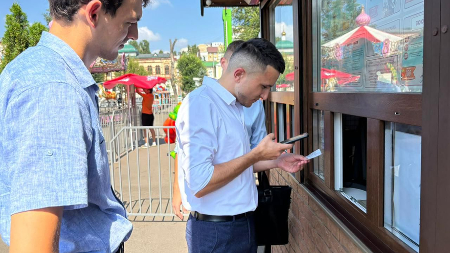 В горпарке Саратова демонтируют незаконные объекты