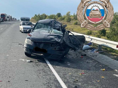 Под Вольском три человека пострадали в массовом ДТП с фурой