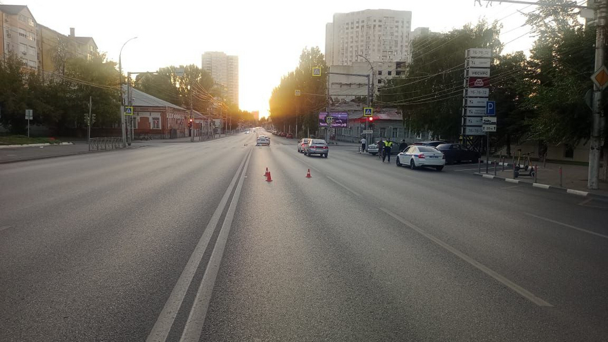 В Саратове в ночном ДТП погиб пешеход