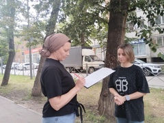 Нам нужно больше!: сторонники школы в сквере Территория детства возобновили сбор подписей  