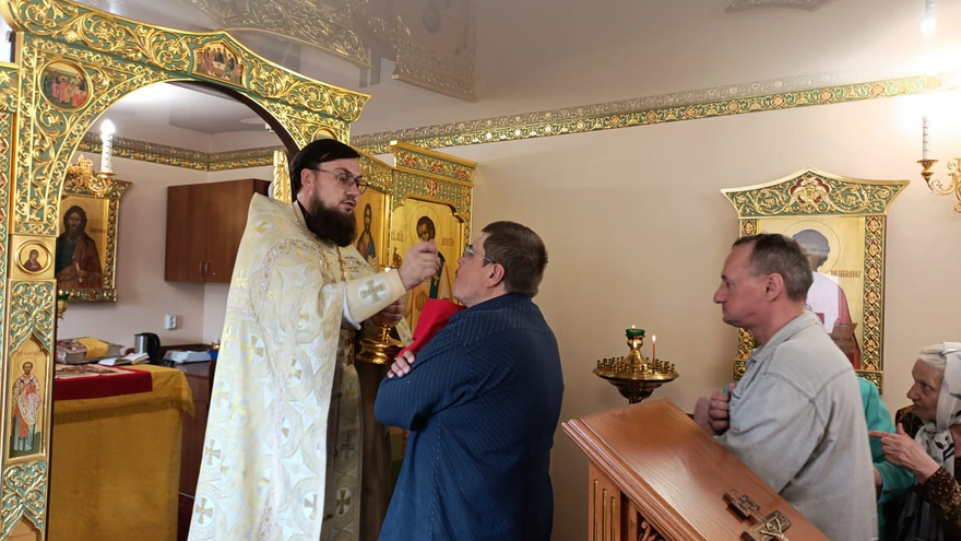В храме Энгельсского дома-интерната отметили Спасы