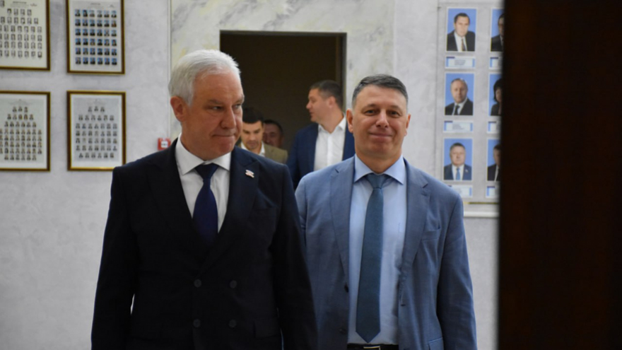 Антитеррор, бесплатные лекарства, Саратовводоканал: облдума одобрила поправки в бюджет, дефицит вырос до 18,31 млрд рублей