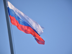 Саратовцев пригласили отметить День Государственного флага