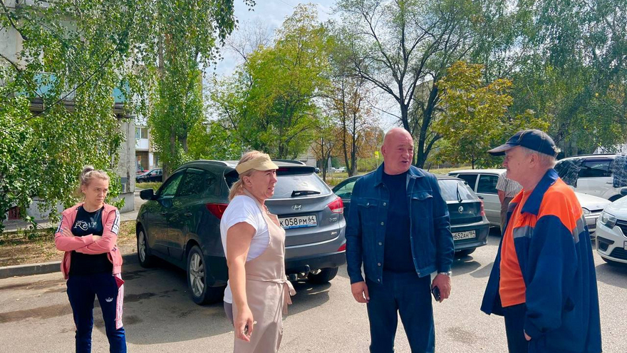 Атака БПЛА на Саратов: в поврежденных домах вставляют окна