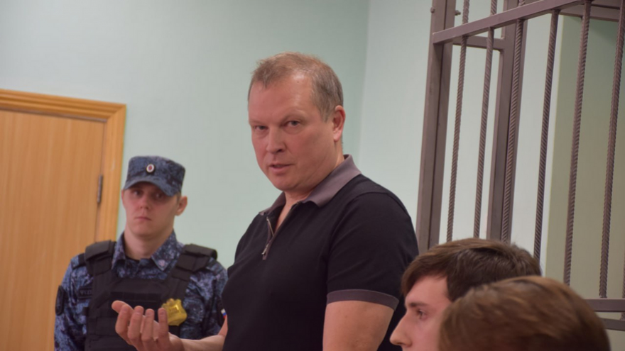 Первый прецедент в РФ: в Саратове начался суд по делу о переломе руки на приятельском матче по армрестлингу в вузе 