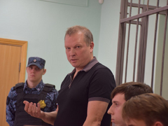 Первый прецедент в РФ: в Саратове начался суд по делу о переломе руки на приятельском матче по армрестлингу в вузе 