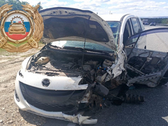 Водитель пострадал в тройной аварии под Вольском