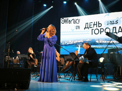Звезда Бригады Гусева выступила на благотворительном концерте в Энгельсе