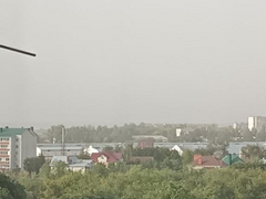 Небо над Саратовом и Энгельсом затянуло серой пеленой: люди жалуются на духоту