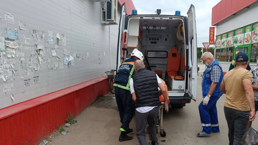 В Марксе женщина застряла в тестомесильной машине