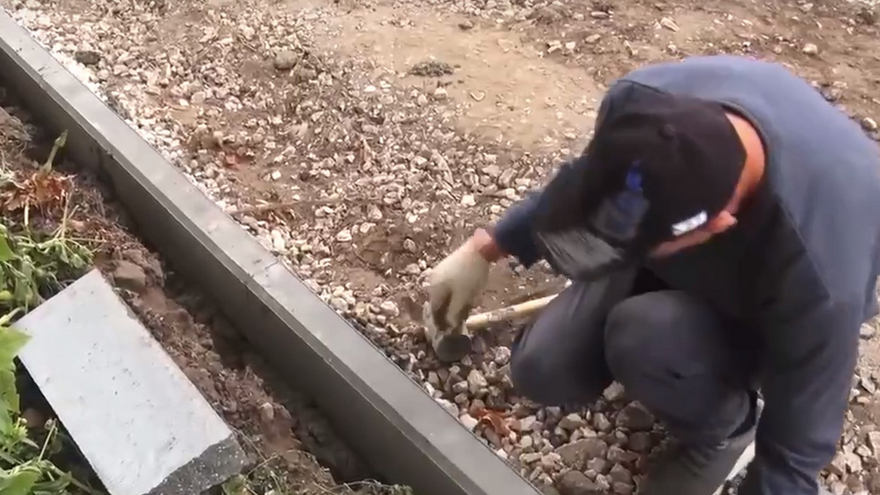 В Энгельсе обустраивают пешеходные дорожки